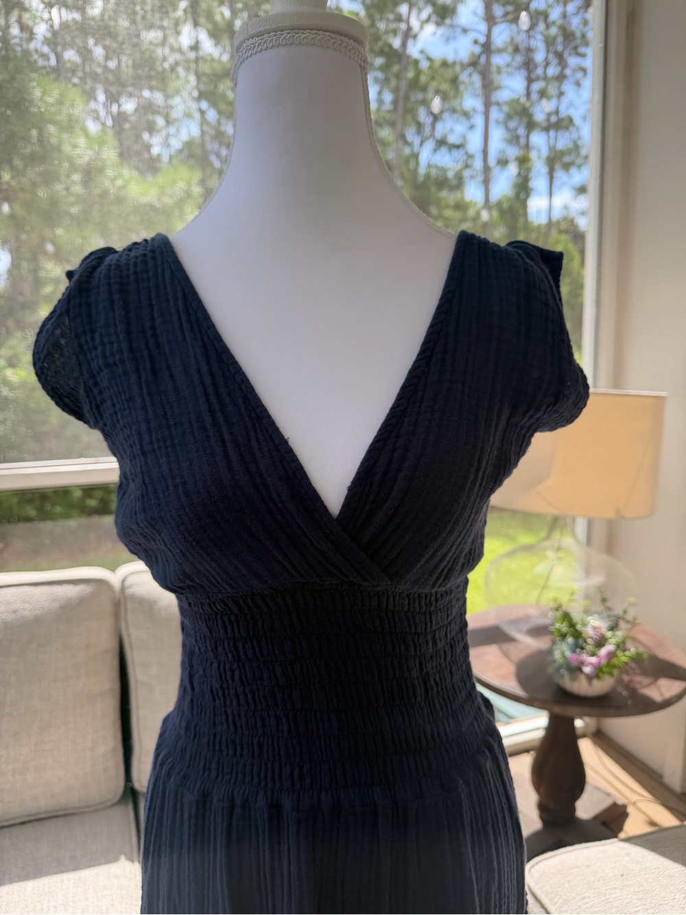Smocked Waist Navy Maxi Dress with V-Neck - Picture 4 of 8